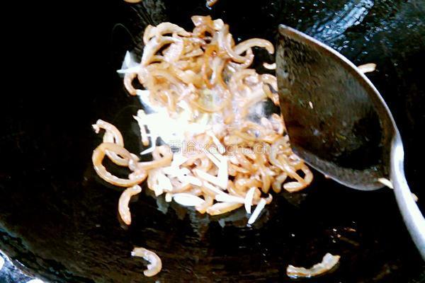 双椒炒肉皮的做法图解8
