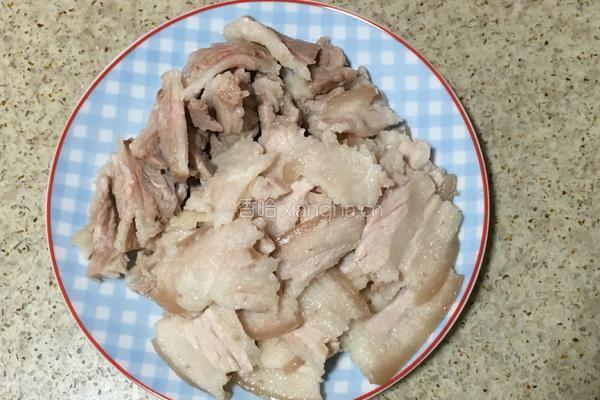 蒜苗回锅肉的做法图解4