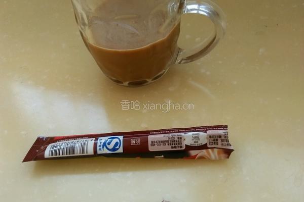 新牛奶咖啡的做法图解2