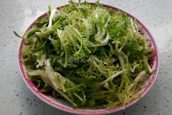 素拌苦苣的做法图解2