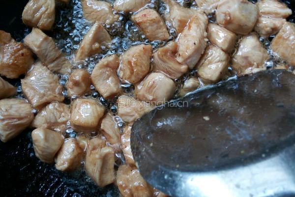 彩椒炒鸡丁的做法图解3