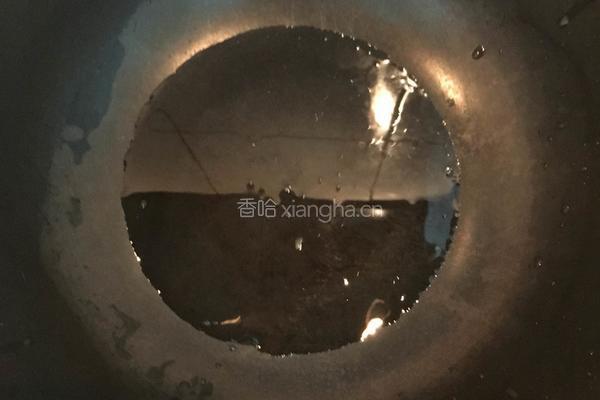 黄豆芽炖香辣鱼的做法图解5