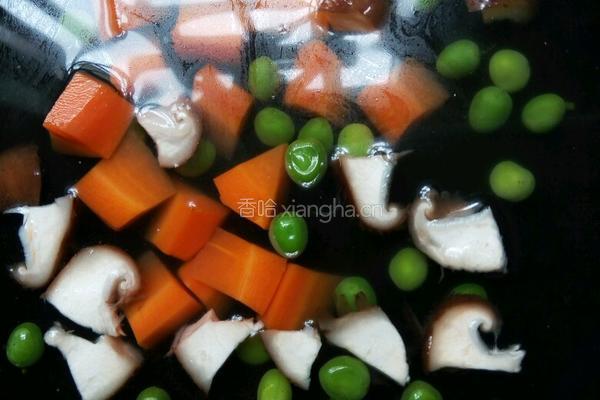 五彩豆腐羹的做法图解3