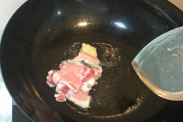 荷兰豆炒肉的做法图解2