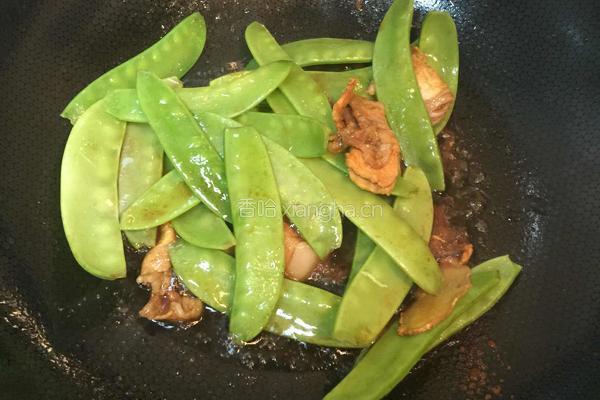 荷兰豆炒肉的做法图解4