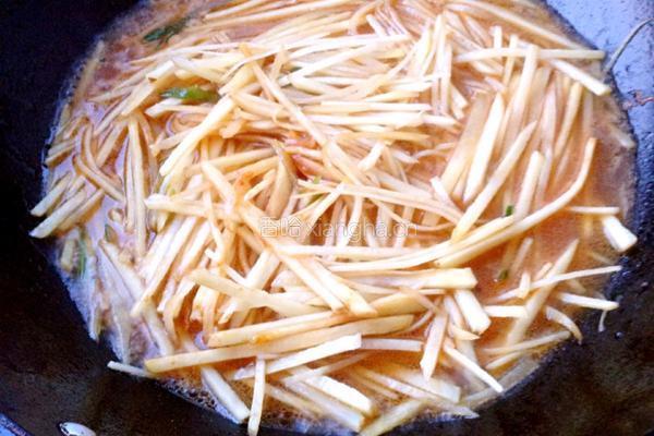 土豆炒青椒的做法图解3