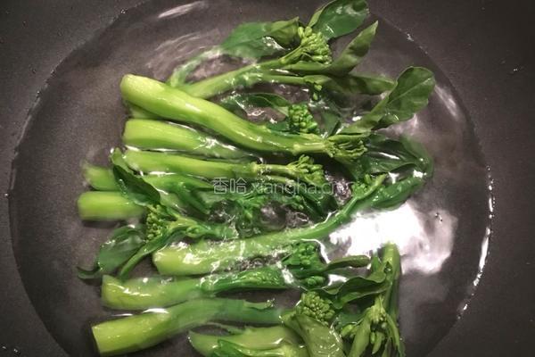 白灼蚝油芥兰的做法图解3