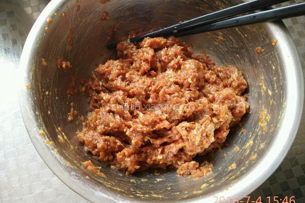 白萝卜羊肉馅饺子的做法图解3