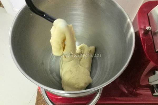牛角咸面包的做法图解3