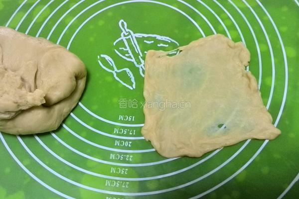牛角咸面包的做法图解9