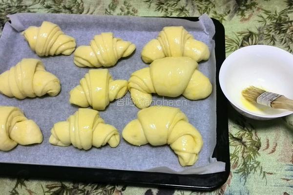 牛角咸面包的做法图解19