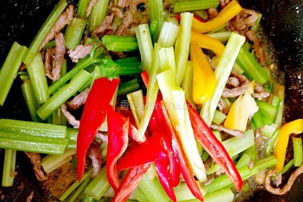 彩椒芹菜炒肉丝的做法图解8