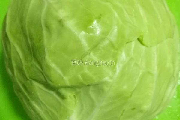 爆炒酸辣卷心菜的做法图解1