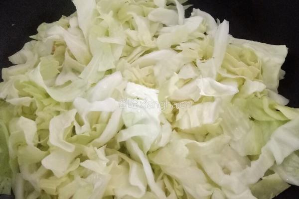 爆炒酸辣卷心菜的做法图解5