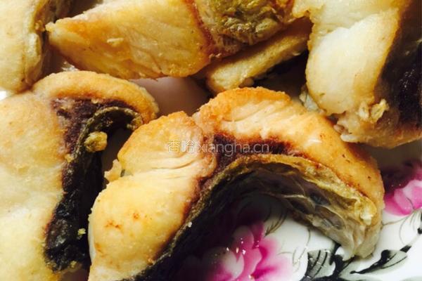 香煎豆腐焖鱼块的做法图解2