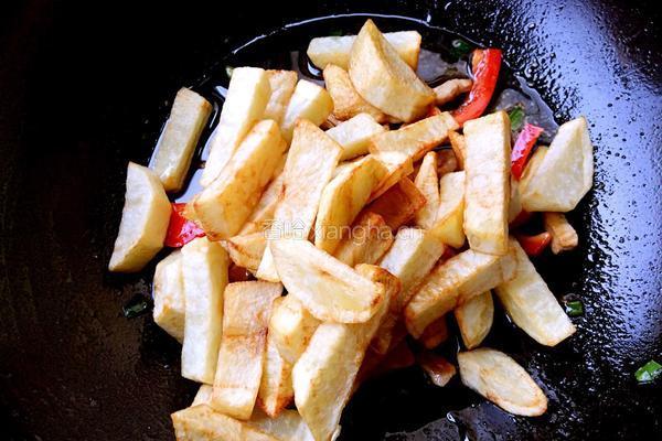 彩椒过油土豆条的做法图解9