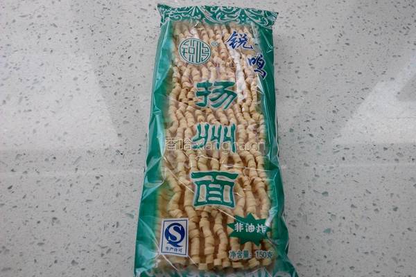 简易鸡蛋西红柿炒面的做法图解1