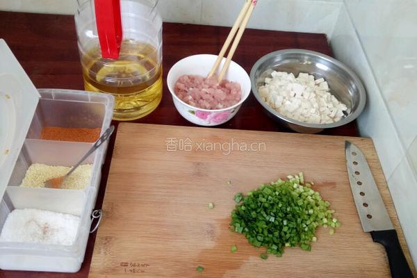 肉沫豆腐汤的做法图解1
