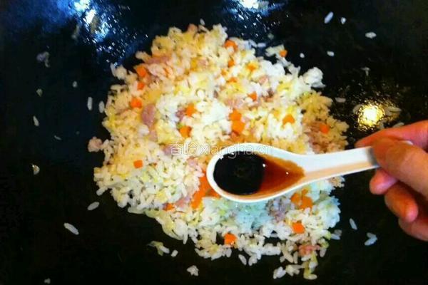 卷心菜肉末炒饭的做法图解12