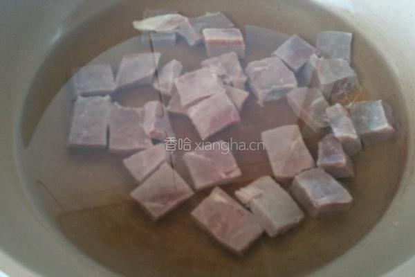 牛肉炖土豆的做法图解1