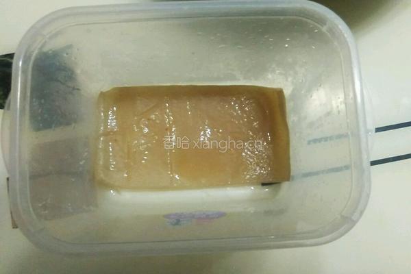 水晶皮冻的做法图解6