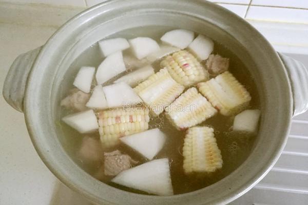玉米萝卜排骨汤的做法图解9