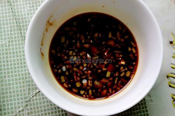 凉拌金针菇的做法图解2