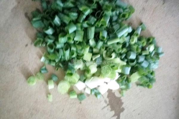葱花炒凤爪的做法图解2