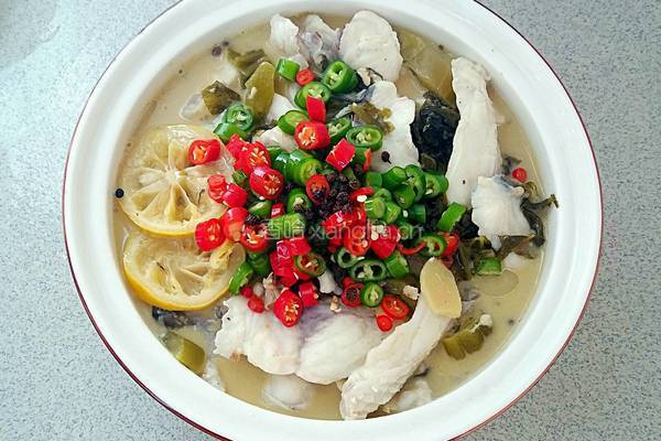 柠檬酸菜鱼的做法图解8