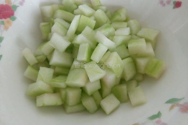 凉拌西瓜皮的做法图解3