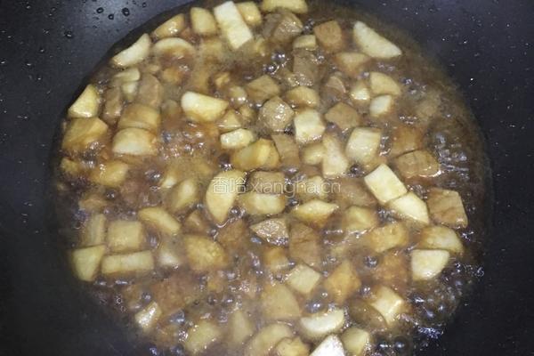 彩椒炒鸡腿菇的做法图解6