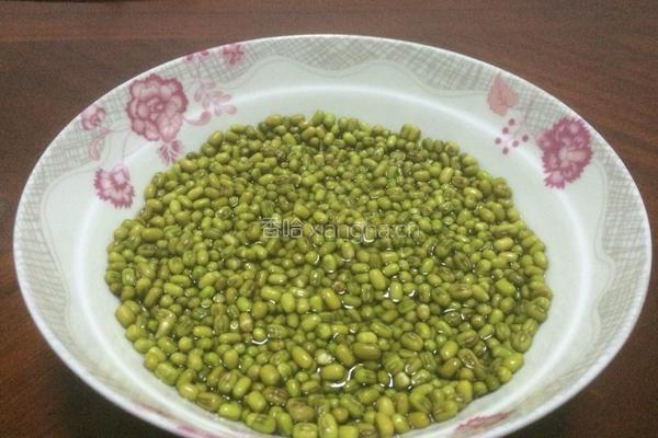 绿豆白米粥的做法图解3