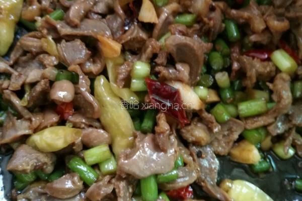 蒜苔炒鸡肾的做法图解16