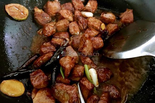 红萝卜炖牛肉的做法图解10