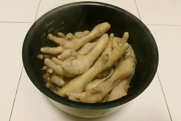 凤爪拾珍珠的做法图解4