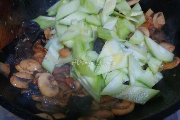 鲜蘑肉片的做法图解12
