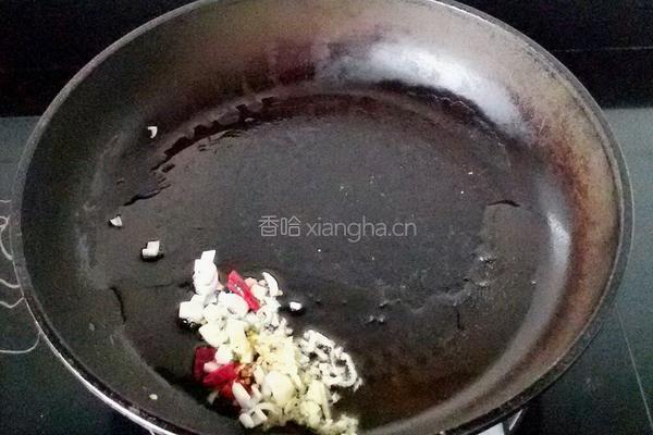 双椒炒肘子的做法图解4