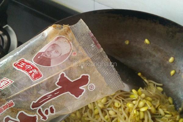 豆芽炒辣椒的做法图解6