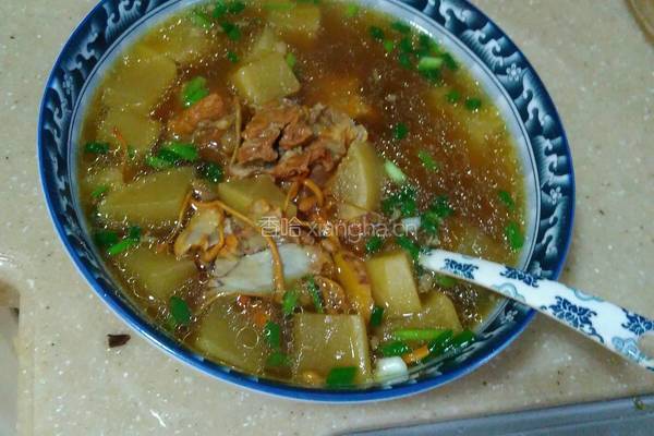 白萝卜北虫草花肉骨头汤的做法图解5