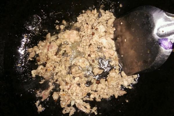香菇肉末鸡蛋汤的做法图解3