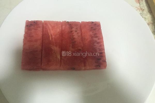 西瓜国旗拼盘的做法图解4