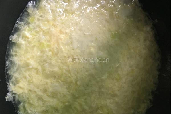 卷心菜蛋花汤的做法图解5