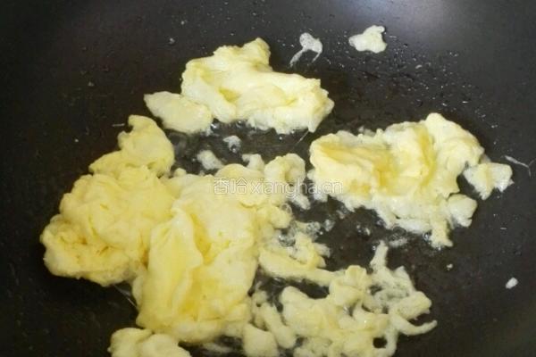 蛋炒饭的做法图解3