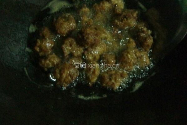猪肉丸焖冬瓜的做法图解1