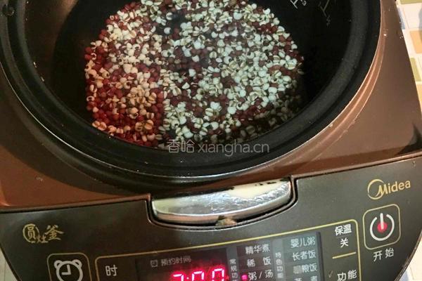 红豆薏米粥的做法图解5