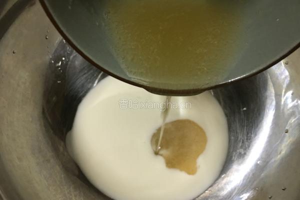 酸奶慕斯的做法图解5