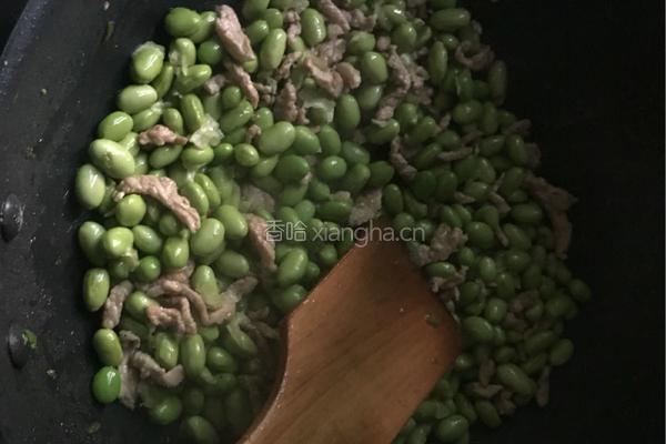 尖椒毛豆炒肉的做法图解8