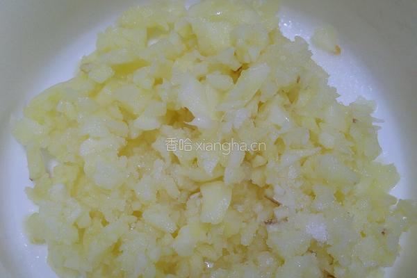 蒜蓉蒸金针菇的做法图解2