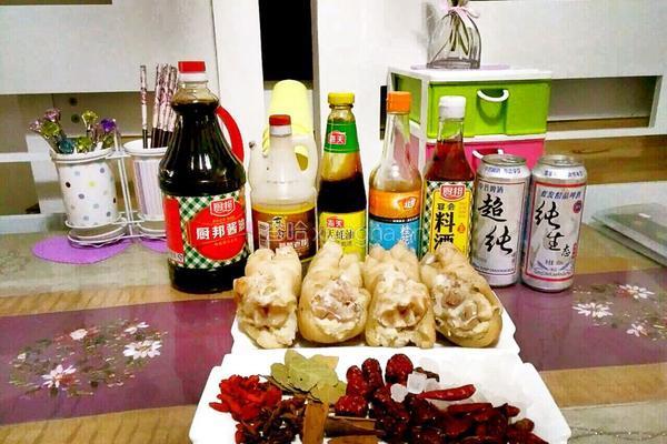 炖猪蹄的做法图解2
