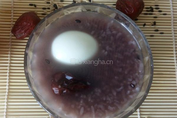 黑米大米小米燕麦大枣粥的做法图解6